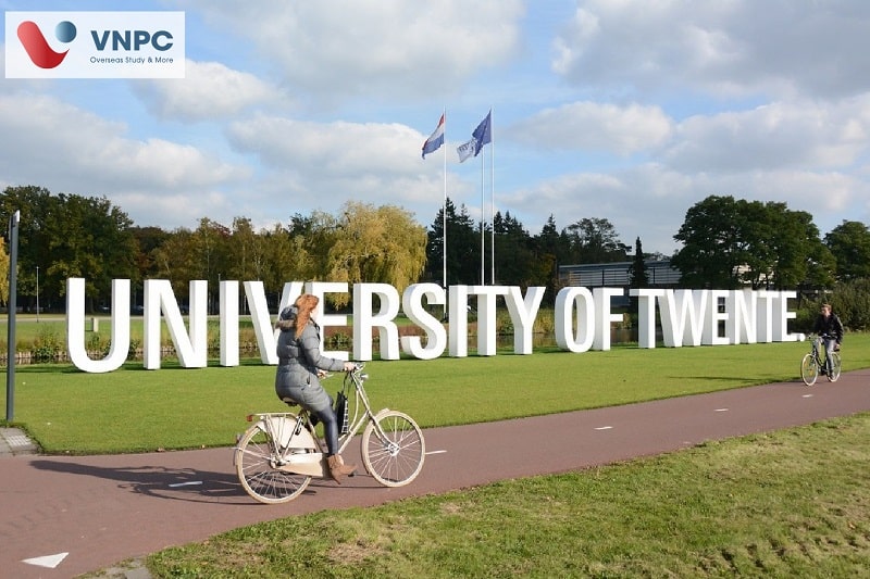 Trường University of Twente: Điều kiện, chi phí và trường học